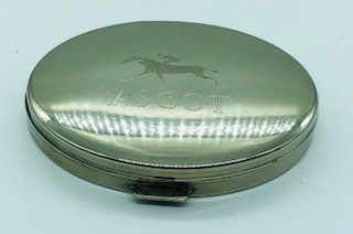 A Silver Travelling Ladies Mirror with Inscription Ascot to the Lid - Image 3 of 3