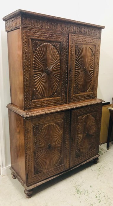 A Large carved Spanish dresser H 192cm x W 122cm x D 49cm