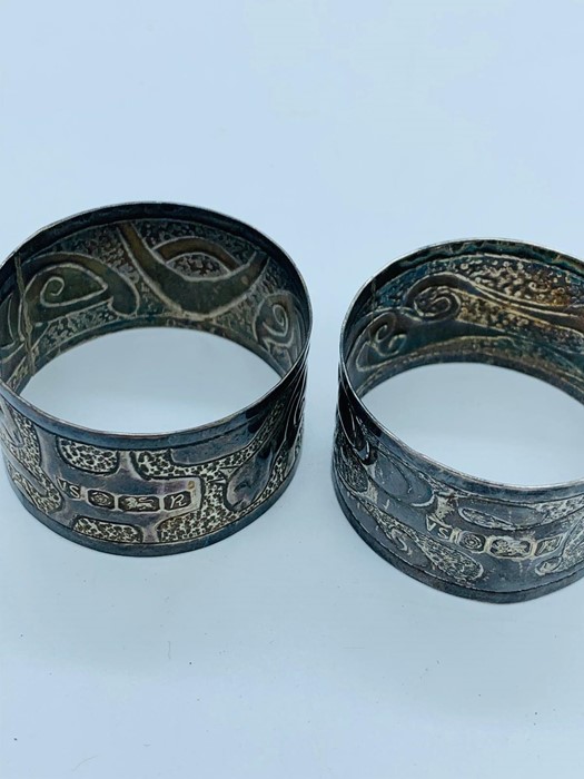 Two hallmarked silver napkin rings, Birmingham. - Image 2 of 2