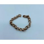 A 9ct rose gold chain (8g)
