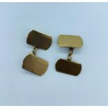 A pair of 9ct yellow gold gents cufflinks (7g)