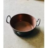 A Vintage Copper Jam Pan