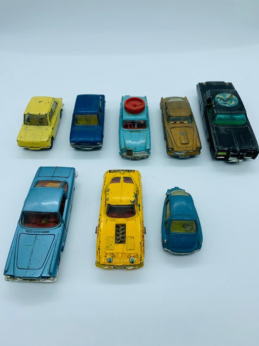 A Selection of eight Corgi diecast cars - Image 2 of 3