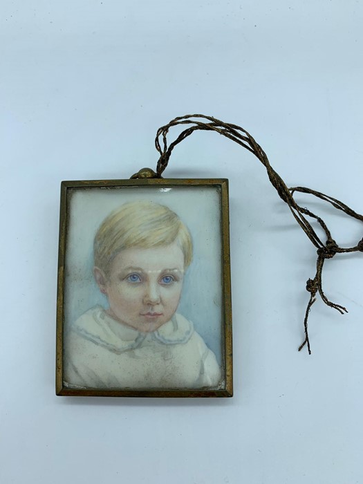 Hand painted miniature of a small child - Image 2 of 2