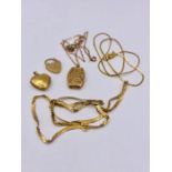 A selection of 9ct yellow gold jewellery (12g)