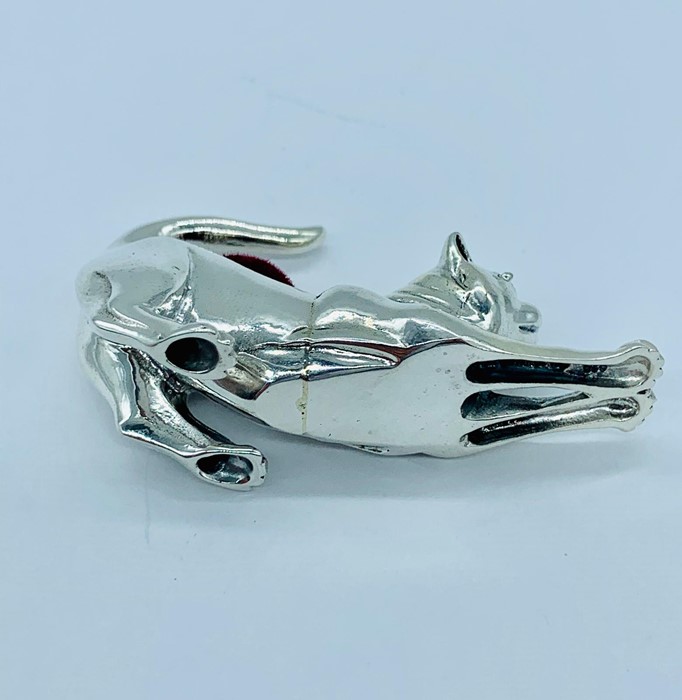 A silver leaping cat pin cushion with ruby eyes - Image 2 of 2