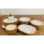 An Eight piece Noritake 'Summit' pattern dinner service.