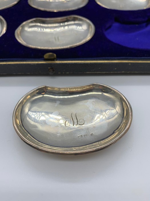 A boxed set of silver butter dishes, hallmarked. - Image 4 of 4