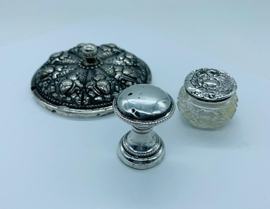 Small selection of silver items - Image 2 of 2