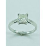 A white gold princess cut single stone diamond ring of 1.1cts approx.