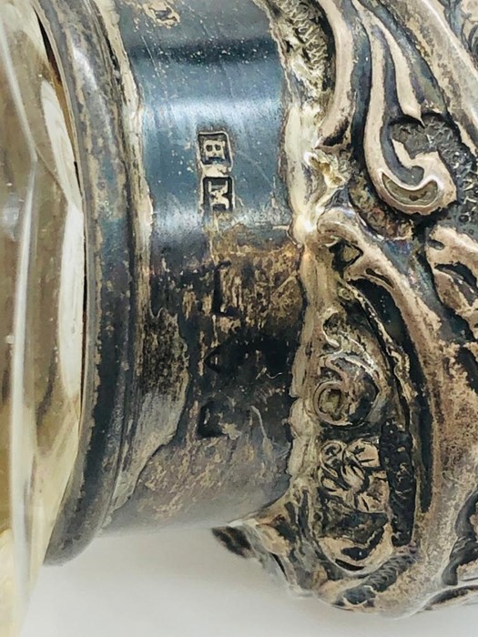 Five various silver topped dressing table glass jars - Image 6 of 6