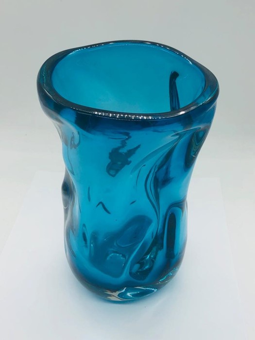 A Whitefriars Knobbly Cased Kingfisher Vase c.1967 H 19cms