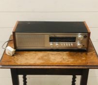 A Roberts radio model RM40