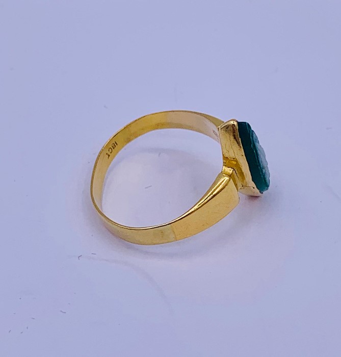 An 18ct yellow gold ring with small cameo. - Image 2 of 2