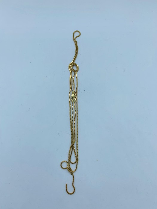 A gold, marked 750, broken necklace (8.5g)