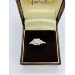 An 18ct white gold Diamond set Art Deco style ring of 1ct approx.