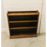 An open bookcase (H95cm W92cm D19cm)