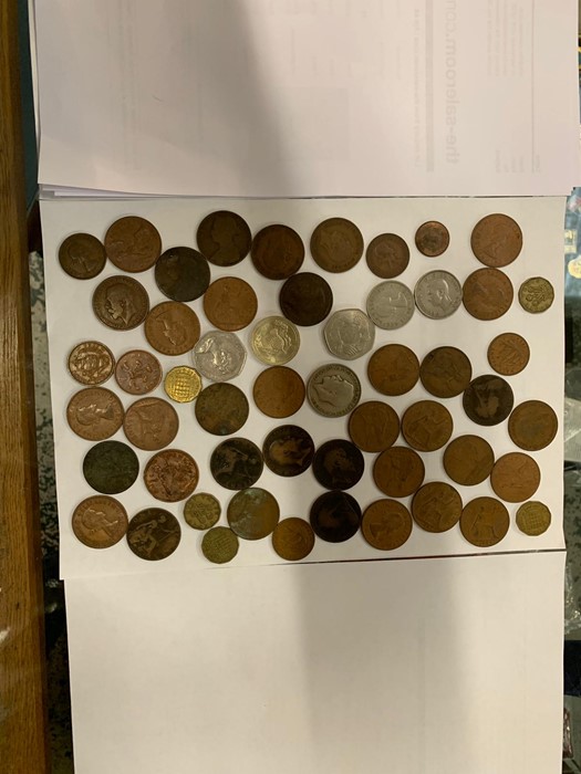 A small selection of coins, UK, variety of denominations, years and conditions. - Image 2 of 2