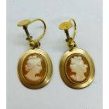 A Pair of 9ct Gold Cameo Earrings (3.7g)