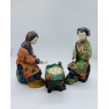 Two Japanese ladies playing yunzi