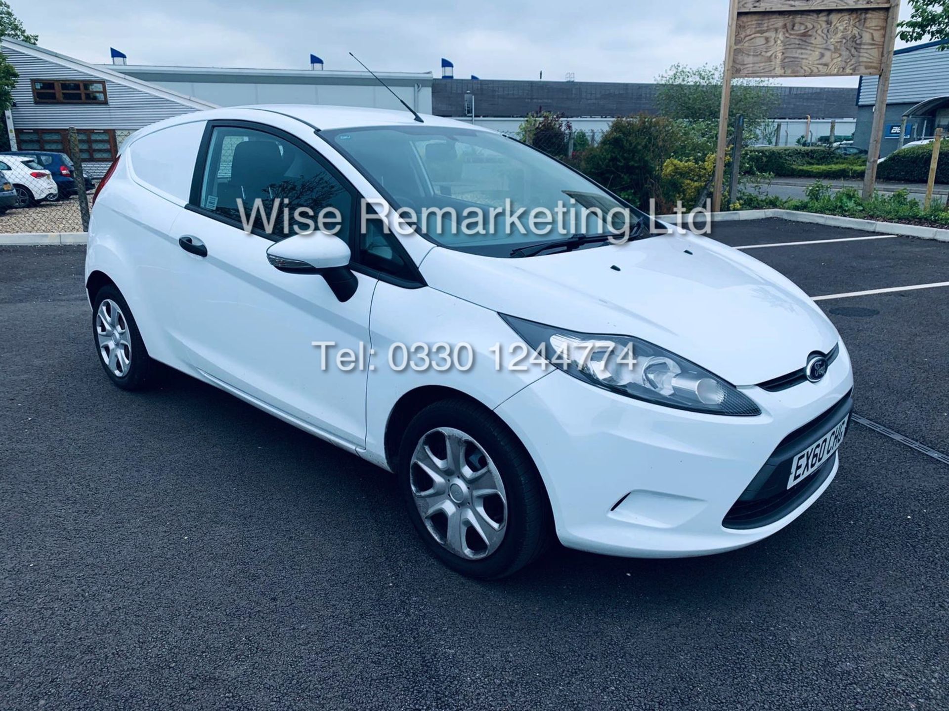 FORD FIESTA 1.4 TDCI CAR DERIVED VAN *FSH* (2011 SPEC) VERY WELL MAINTAINED - Image 9 of 21