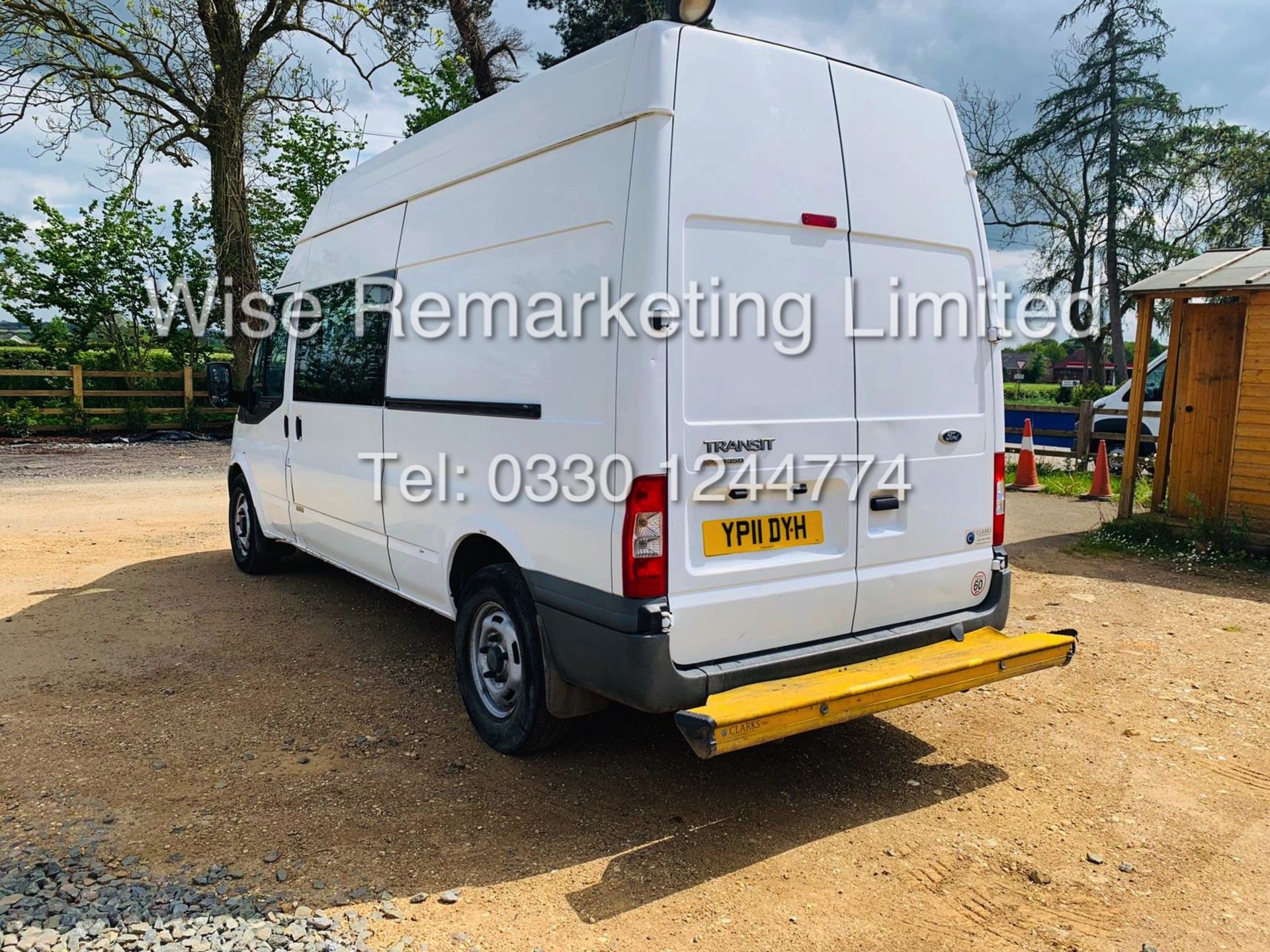 FORD TRANSIT T350L 2.4 TDCI *8 SEATER CREW VAN* (MESSING UNIT) 11 REG - Image 2 of 21