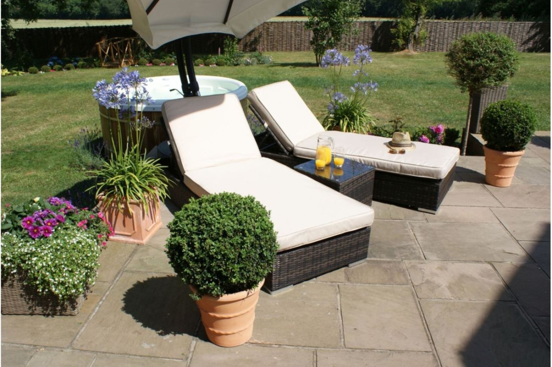 *RESERVE MET*Rattan Orlando Sun lounger Set (Brown) *BRAND NEW* - Image 2 of 2