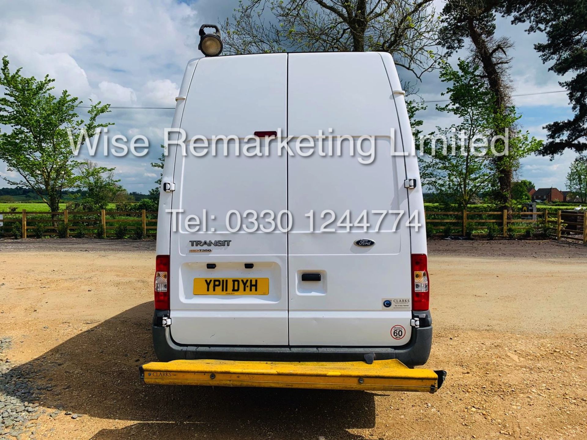 FORD TRANSIT T350L 2.4 TDCI *8 SEATER CREW VAN* (MESSING UNIT) 11 REG - Image 6 of 21