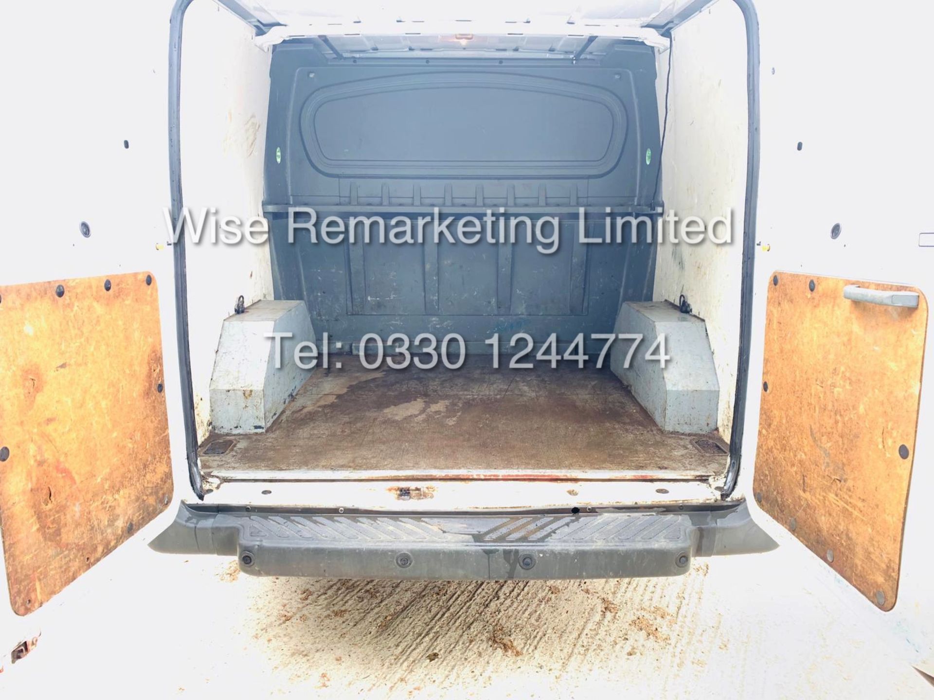 FORD TRANSIT T280 100 2.2 TDCI 6 SEATER KOMBI/CREW VAN 2012 *6 SPEED* - Image 12 of 22