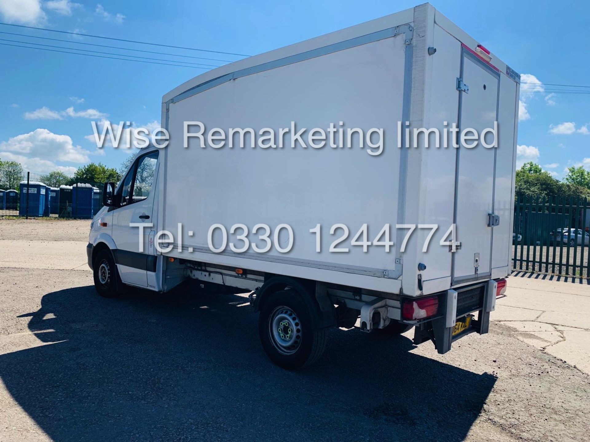 MERCEDES SPRINTER 313CDI FRIDGE FREEZER BOX VAN / 2014 / 1 OWNER / CARRIER UNIT / LOW MILEAGE - Image 4 of 15