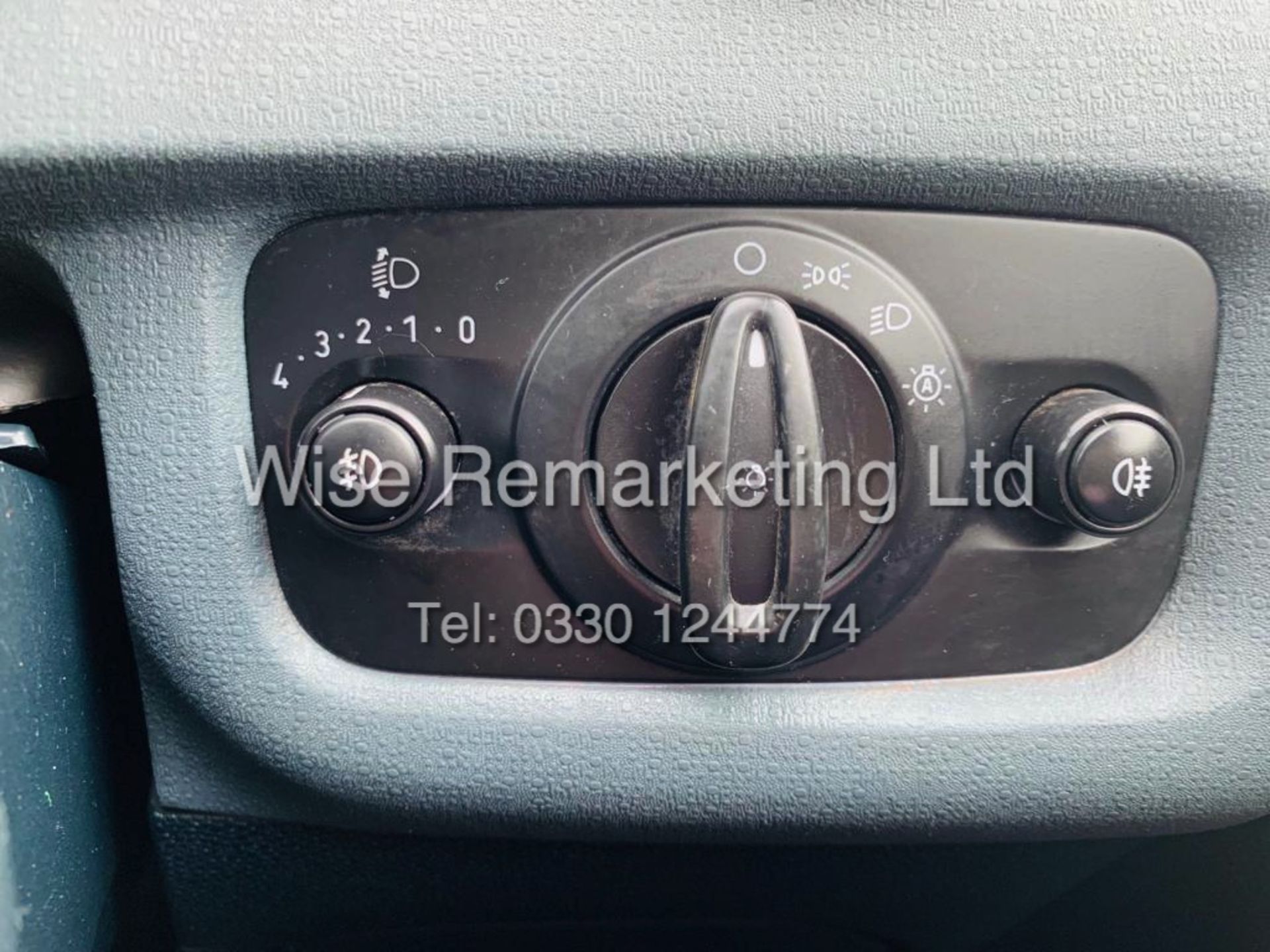 FORD FIESTA (TREND) VAN / 60 REG / ELEC WINDOWS AND MIRRORS - LOW MILES 67,000 - Image 18 of 19