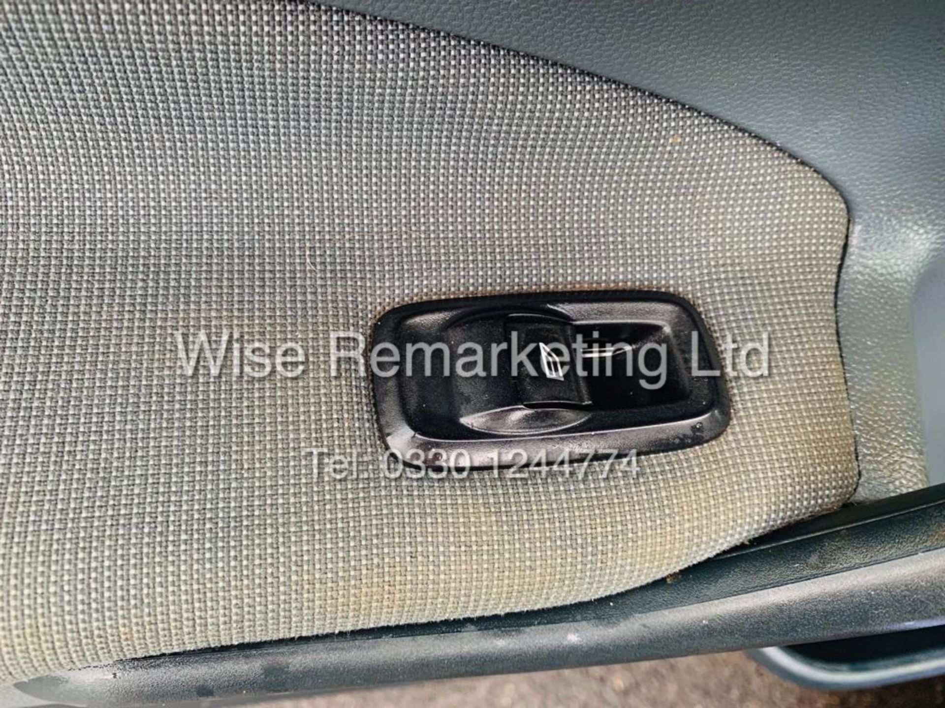 FORD FIESTA (TREND) VAN / 60 REG / ELEC WINDOWS AND MIRRORS - LOW MILES 67,000 - Image 17 of 19