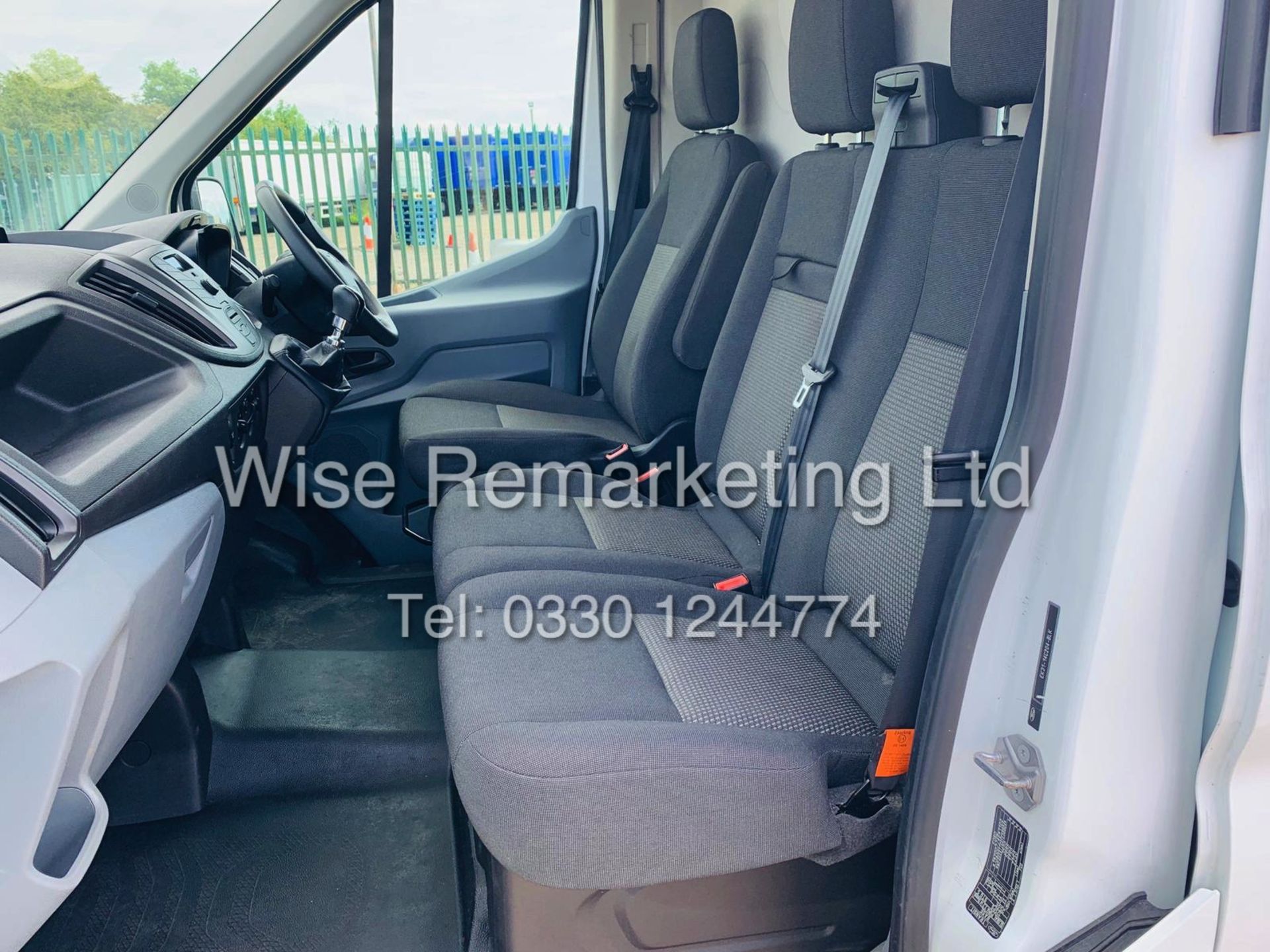 FORD TRANSIT 2.2TDCI 125PSI XLWB (JUMBO) HI ROOF / 65 REG / 1 OWNER / ONLY 29,000 MILES GENUINE - Image 15 of 23