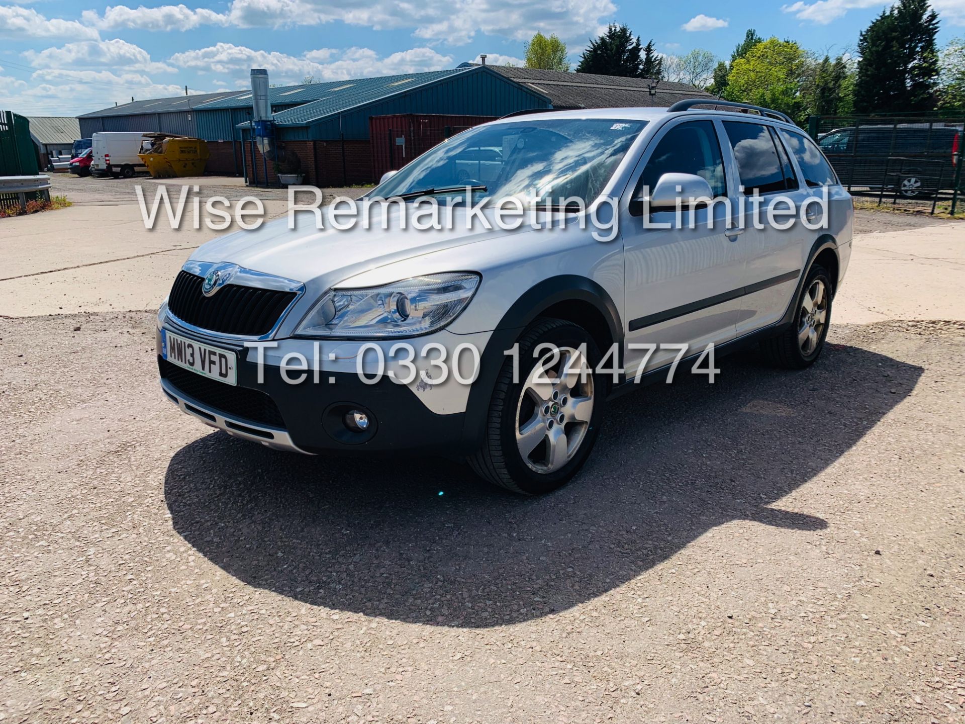 SKODA OCTAVIA (SCOUT) 2.0tdi DSG AUTOMATIC ESTATE / 2013 / 1 OWNER WITH FULL HISTORY / 140BHP / 4x4
