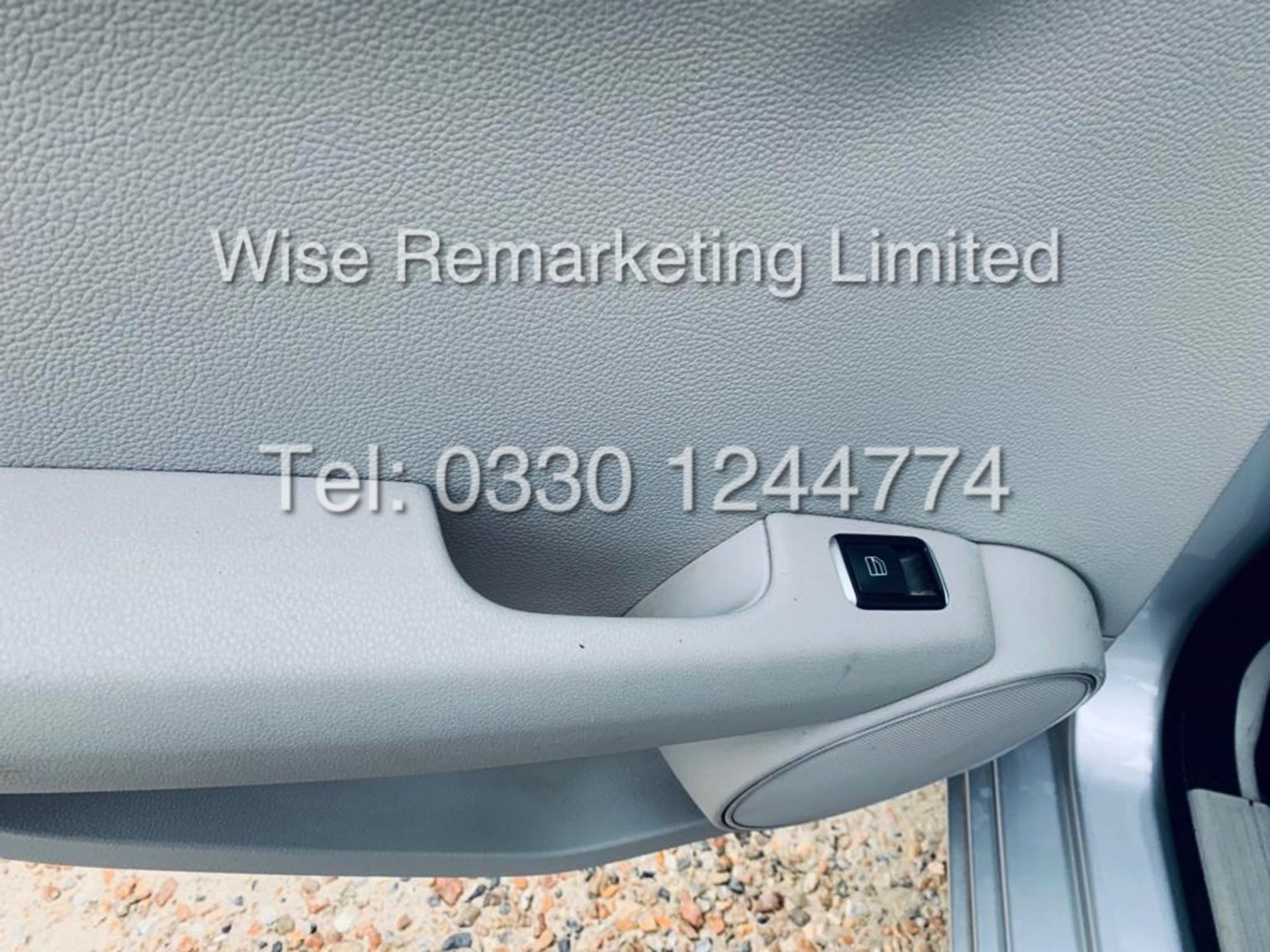 MERCEDES C220 SE EXECUTIVE ESTATE 2.1 CDI 13 REG *CREAM LEATHER* - Image 20 of 23