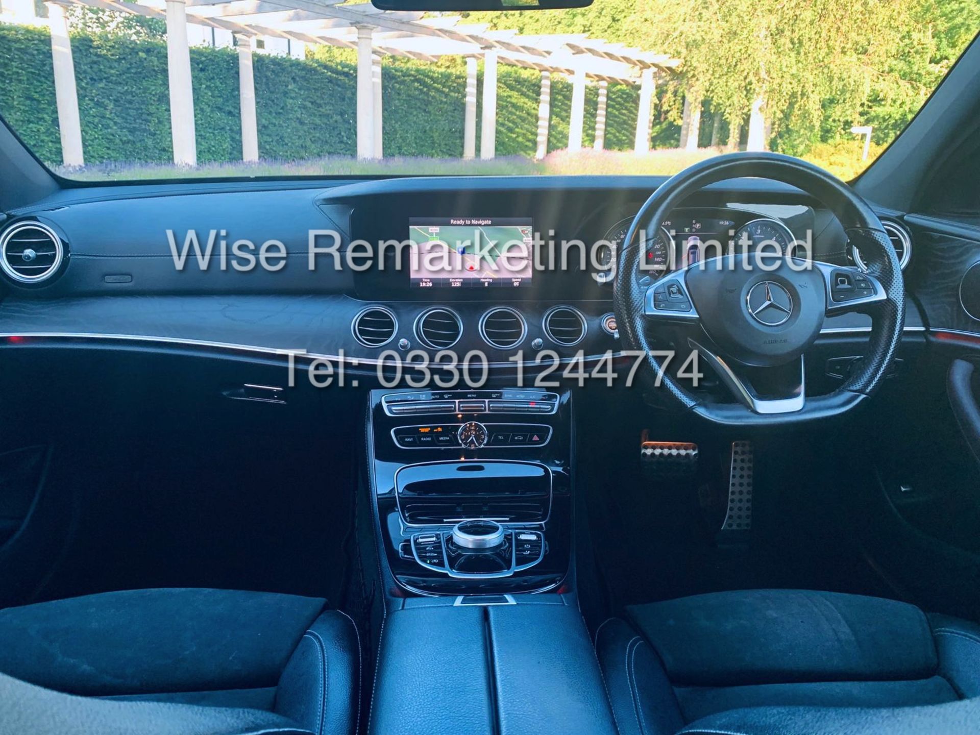 MERCEDES E CLASS ESTATE E220D AMG LINE 2017 / 9G -TRONIC / *LOW MILES* / 1 OWNER - Image 16 of 42