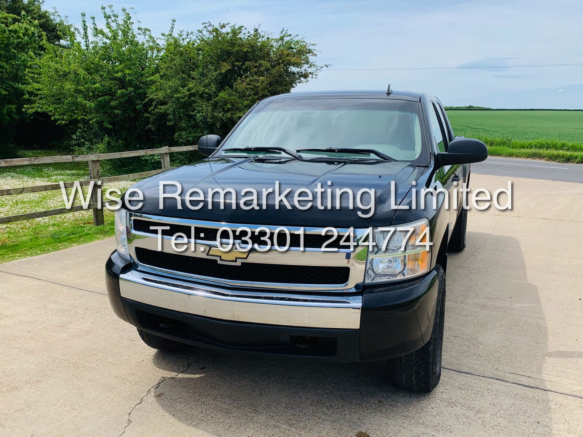 CHEVROLET SILVERADO 4.8L V8 LT1 KING-CAB 4X4**2007**FRESH IMPORT**IN METALLIC BLACK** - Image 3 of 22