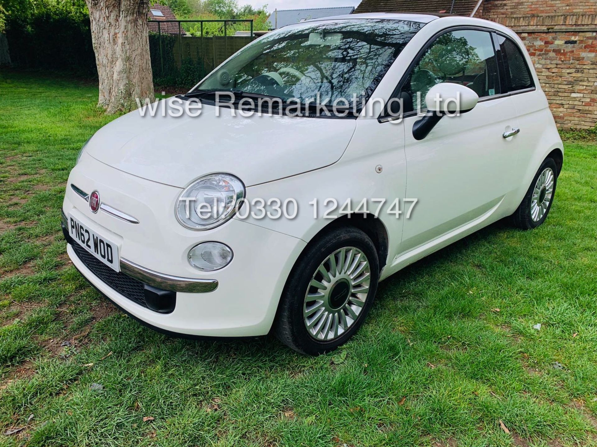 **RESERVE MET**FIAT 500 1.2 LOUNGE DUALOGIC STOP/START (2013 SPEC) ONLY 36K MILES *1 OWNER* AIR CON - Image 3 of 23