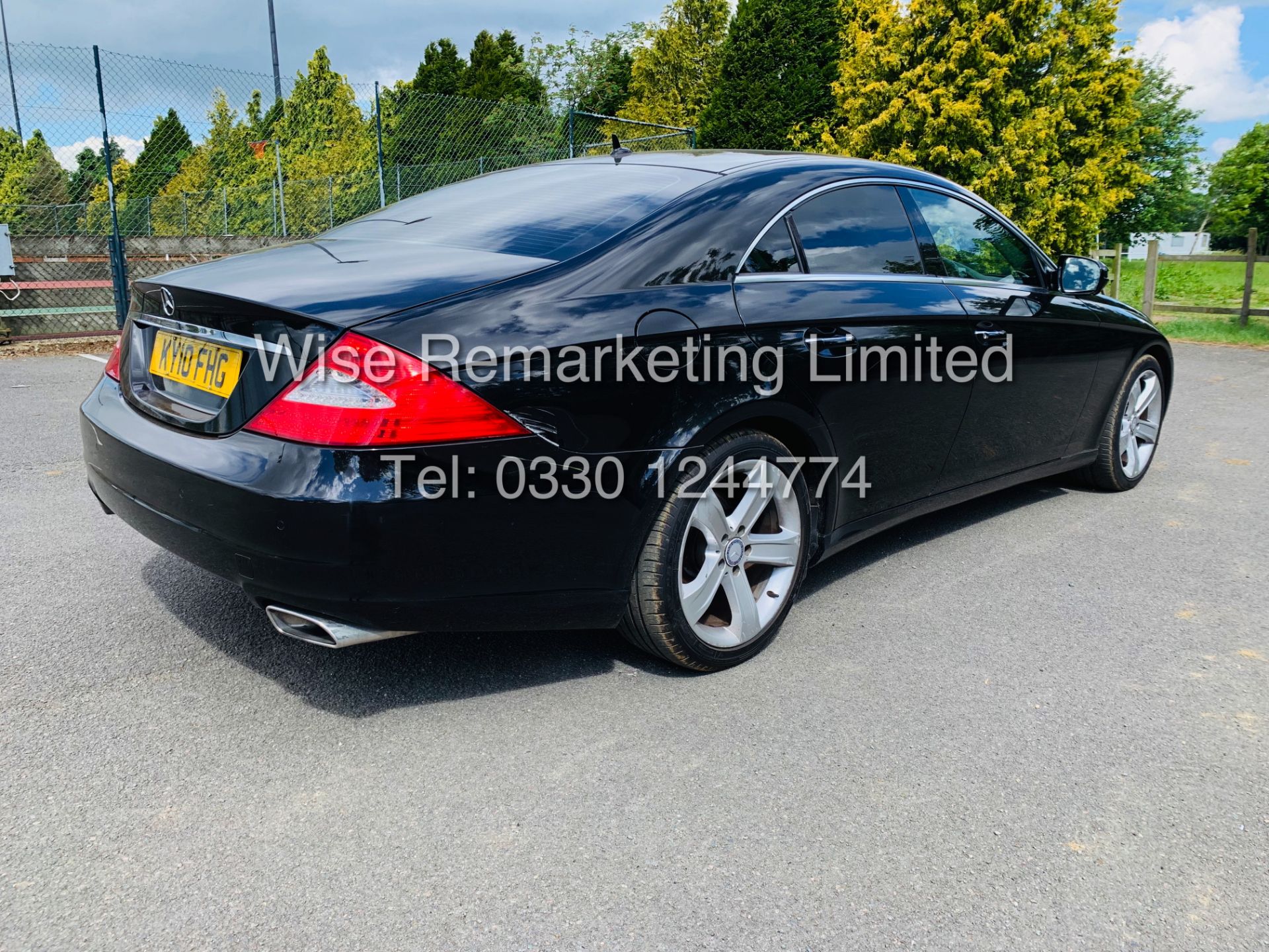 * RESERVE MET* MERCEDES CLS350 CDI SPORT COUPE AUTOMATIC (BLACK EDITION) 2010 / LOW MILES / NO VAT - Image 3 of 24