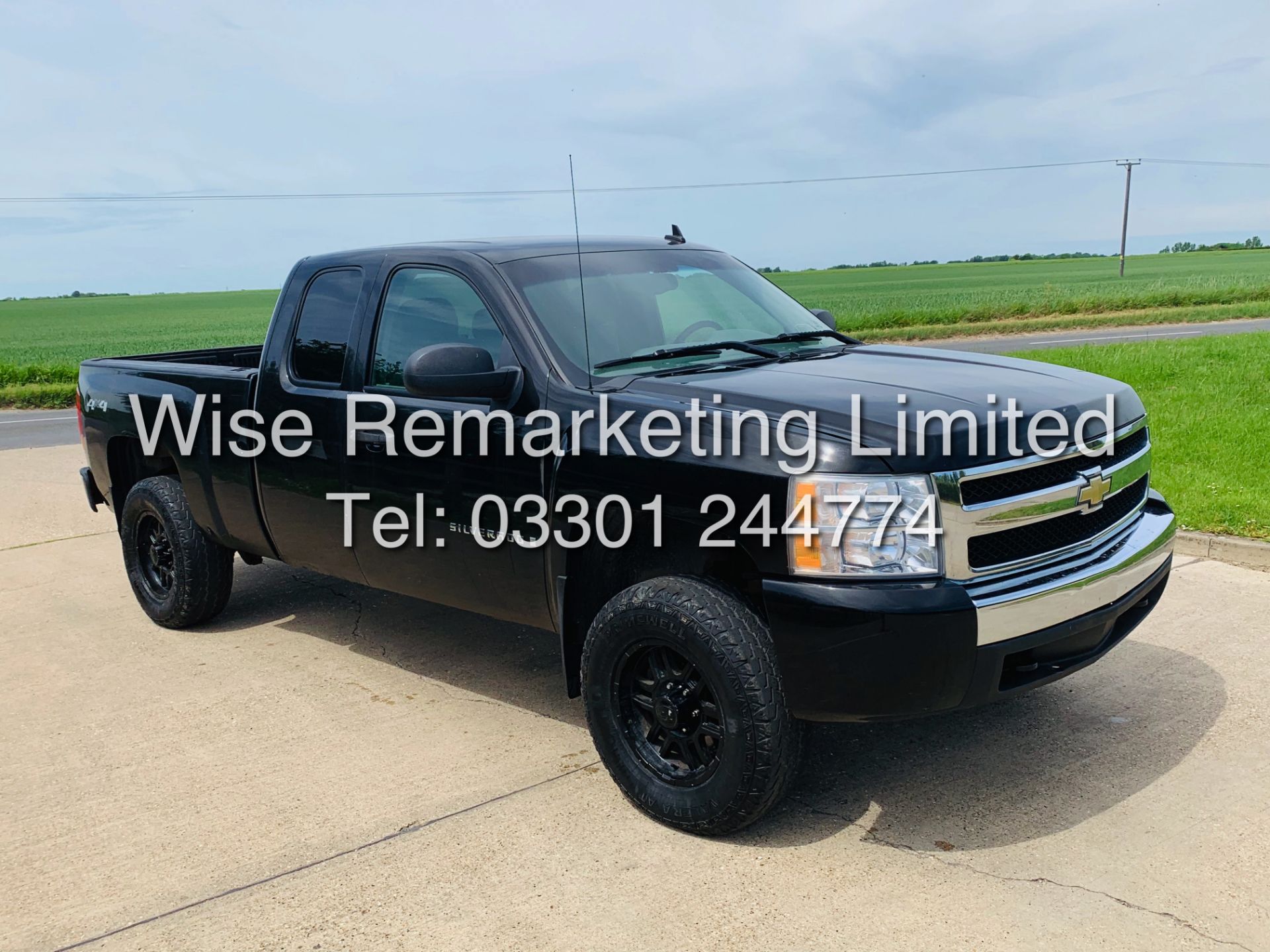 CHEVROLET SILVERADO 4.8L V8 LT1 KING-CAB 4X4**2007**FRESH IMPORT**IN METALLIC BLACK**