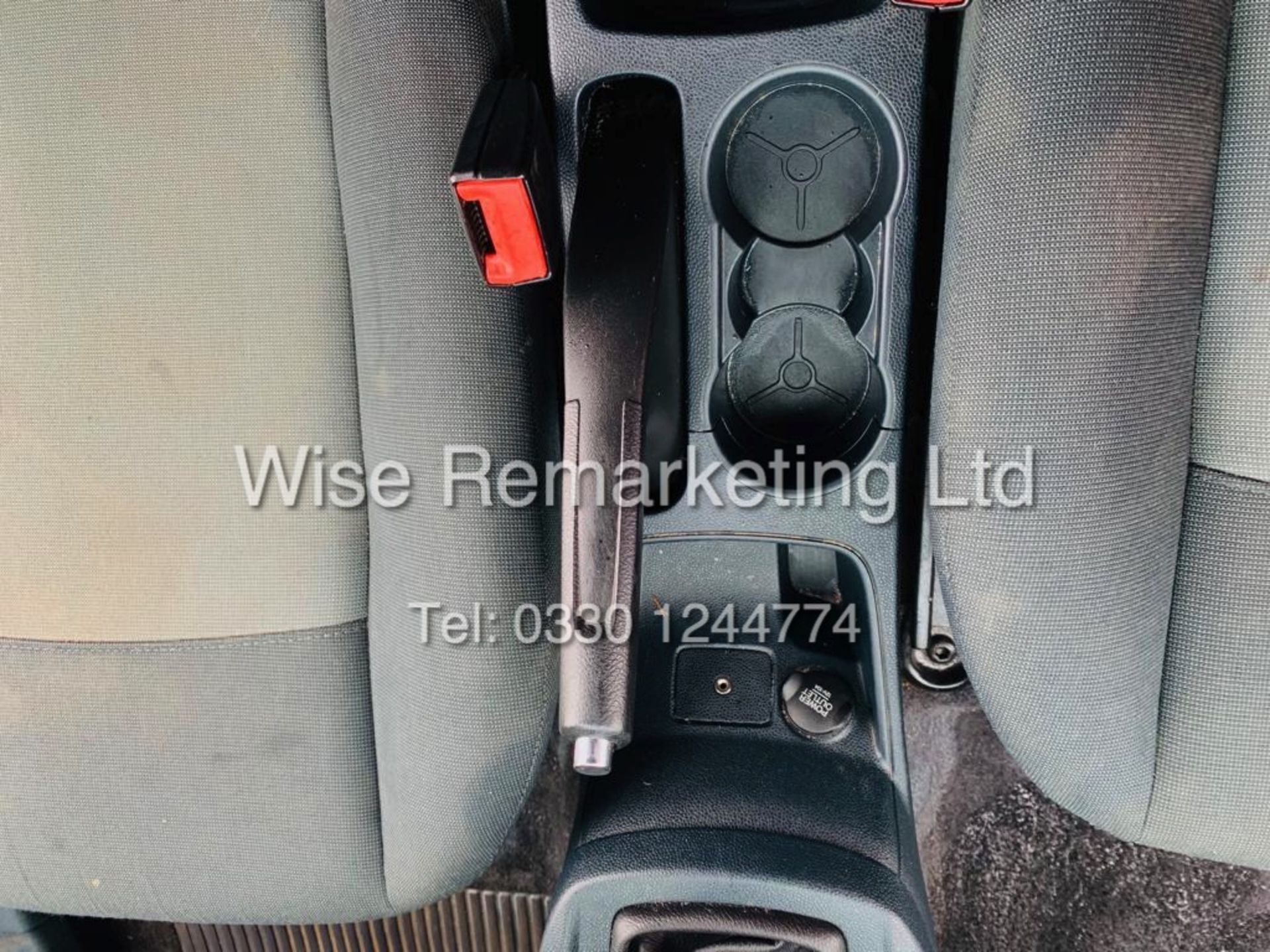 FORD FIESTA (TREND) VAN / 60 REG / ELEC WINDOWS AND MIRRORS - LOW MILES 67,000 - Image 14 of 19