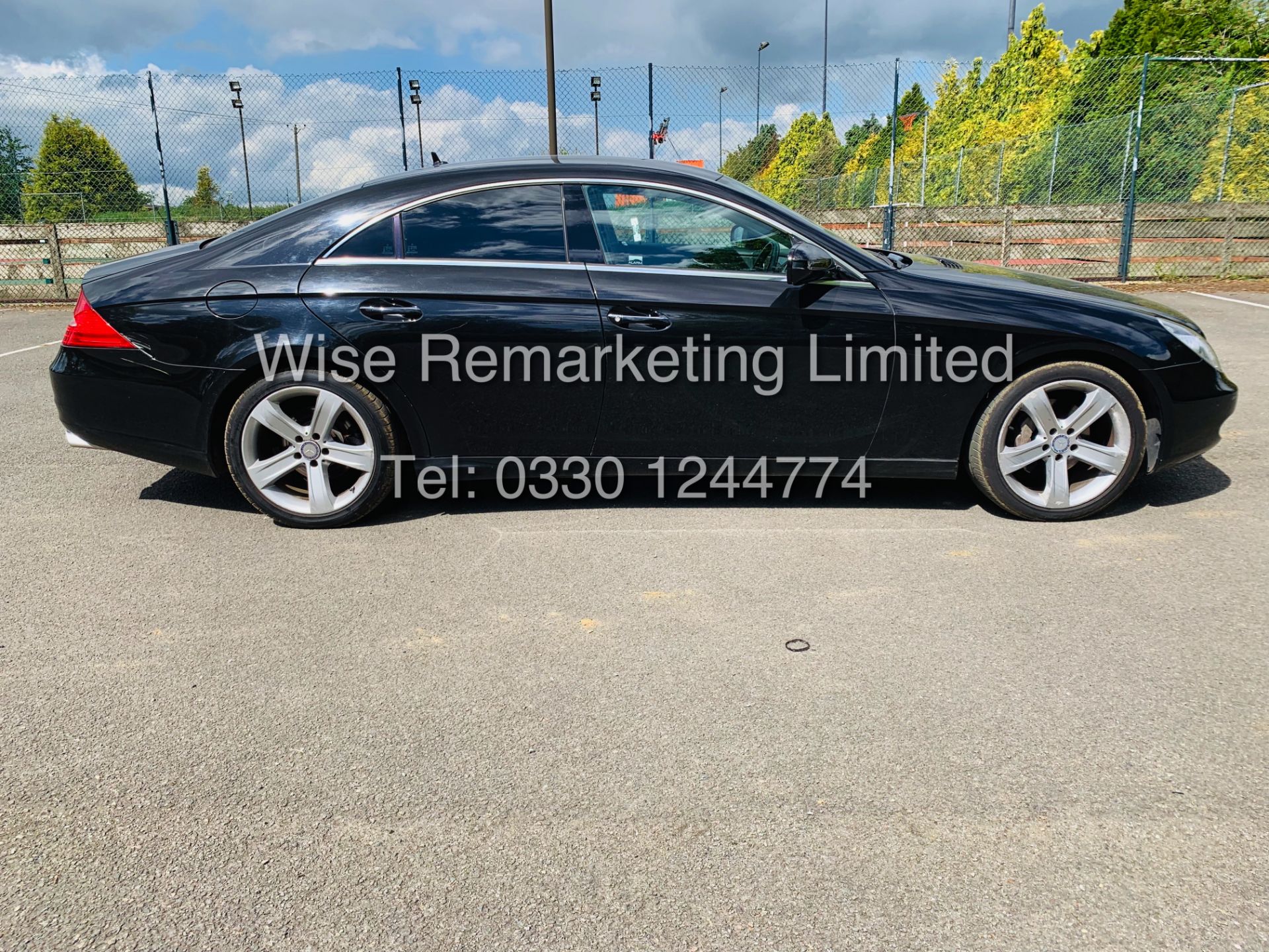 * RESERVE MET* MERCEDES CLS350 CDI SPORT COUPE AUTOMATIC (BLACK EDITION) 2010 / LOW MILES / NO VAT - Image 2 of 24