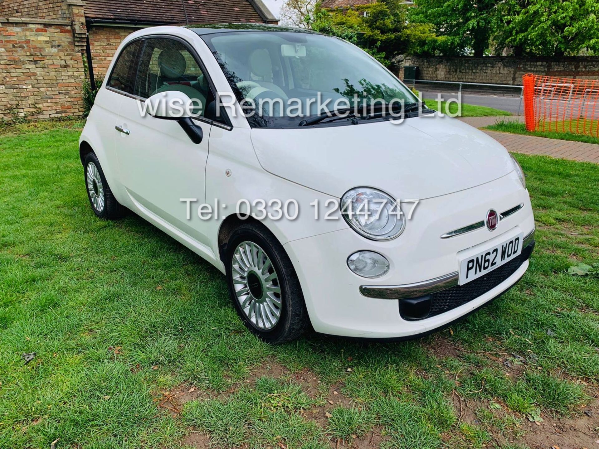 **RESERVE MET**FIAT 500 1.2 LOUNGE DUALOGIC STOP/START (2013 SPEC) ONLY 36K MILES *1 OWNER* AIR CON - Image 2 of 23