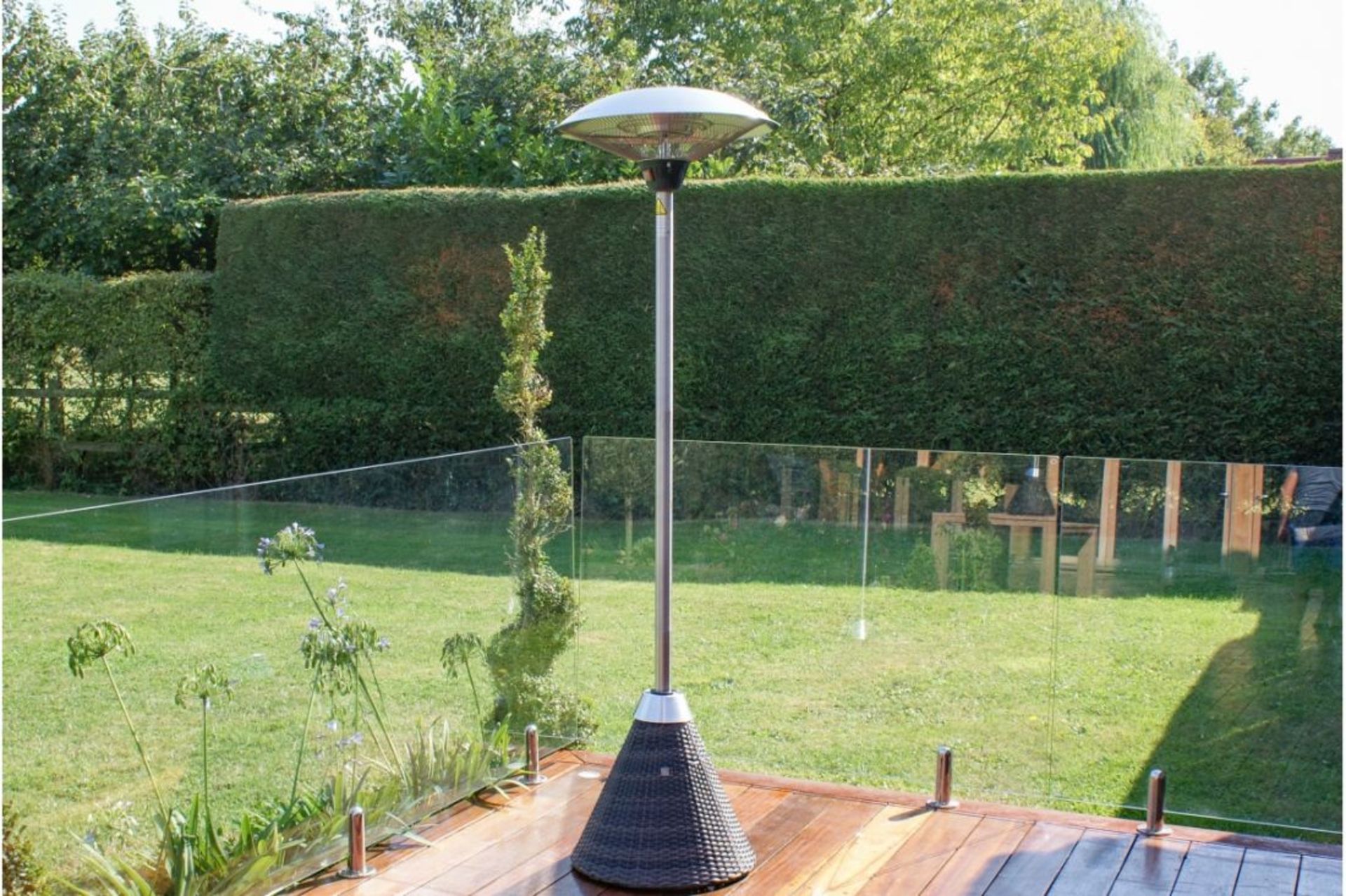 Rattan Tall Patio Mains Powered Heater (Brown) *BRAND NEW*