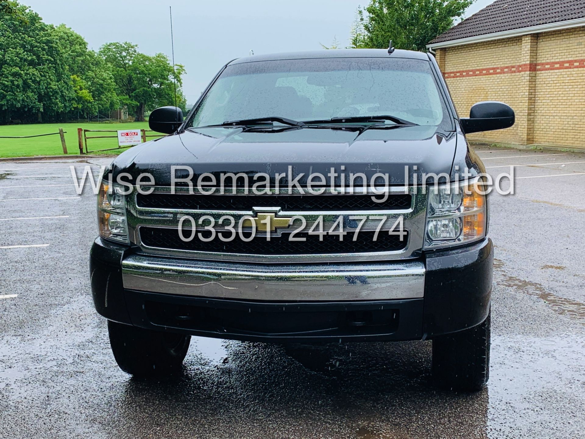 CHEVROLET SILVERADO 4.8L V8 LT1 KING-CAB 4X4**FRESH IMPORT**IN METALLIC BLACK***RARE** - Image 3 of 27