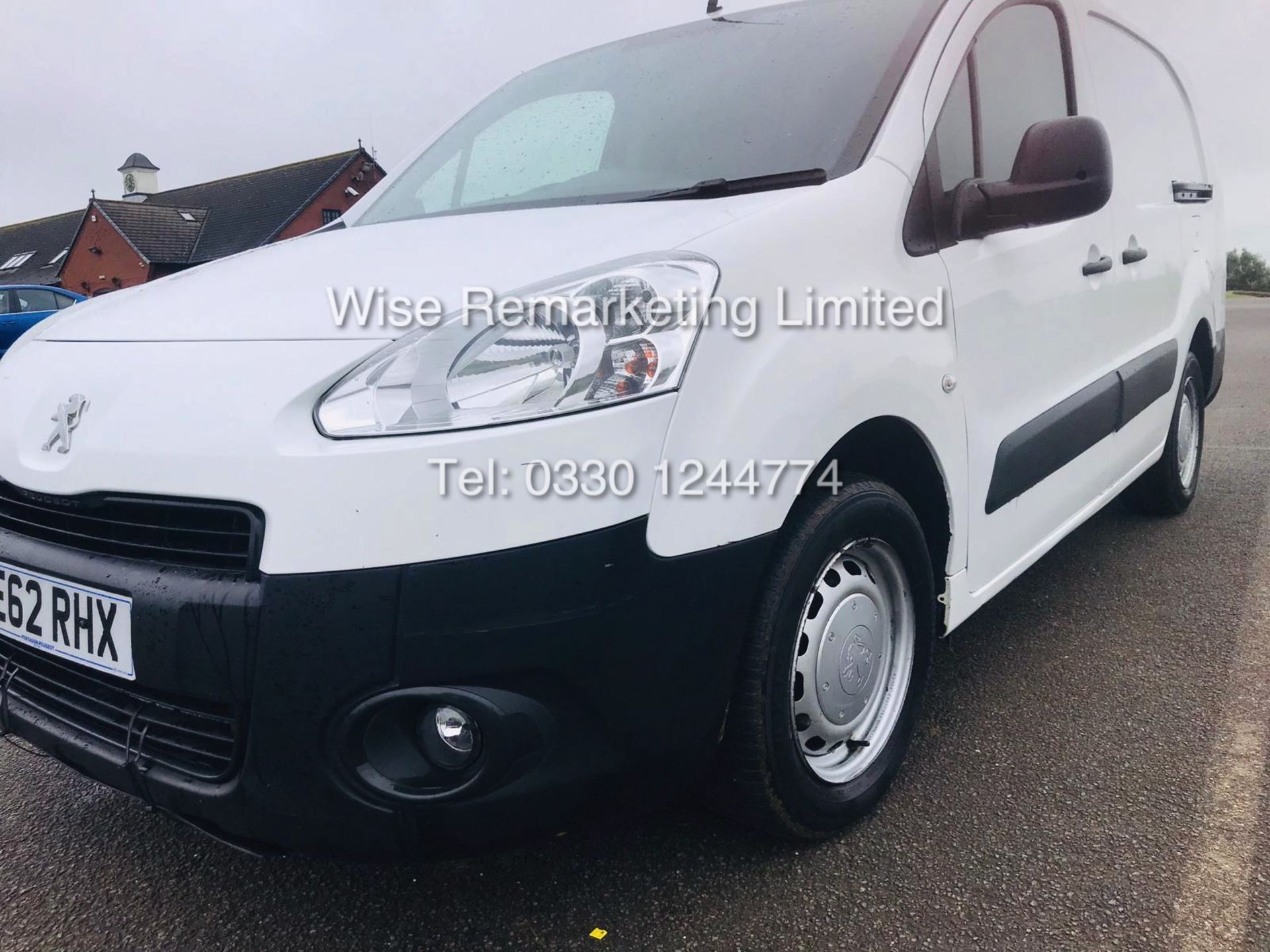 PEUGEOT PARTNER 1.6 HDI S *CREW VAN* FSH 1 OWNER 2013 MODEL - Image 4 of 14