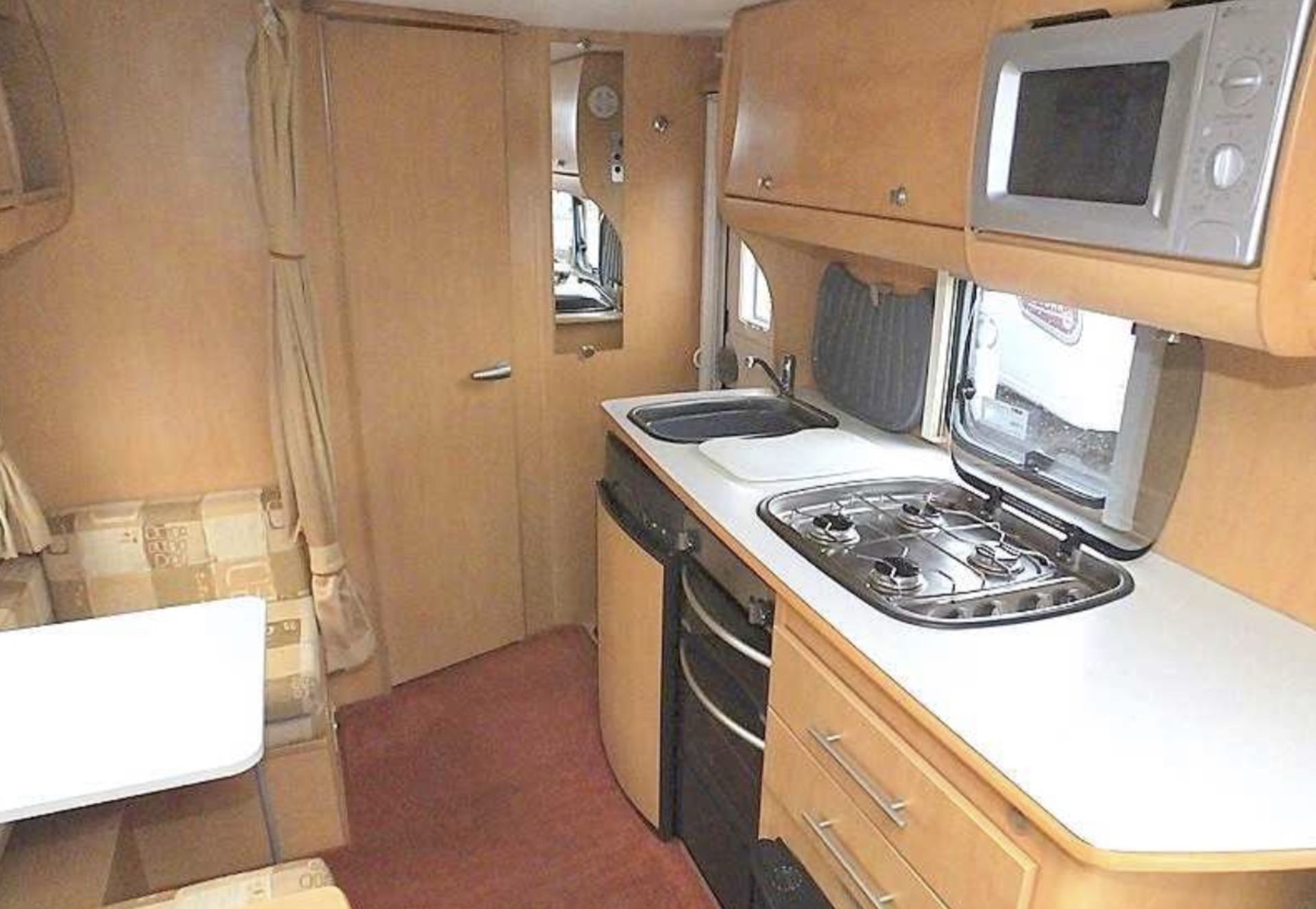 *RESERVE MET* BAILEY PAGEANT CHAMPAGNE SERIES 6 MODEL**2007**4 BERTH**TOURING CARAVAN*** - Image 12 of 20