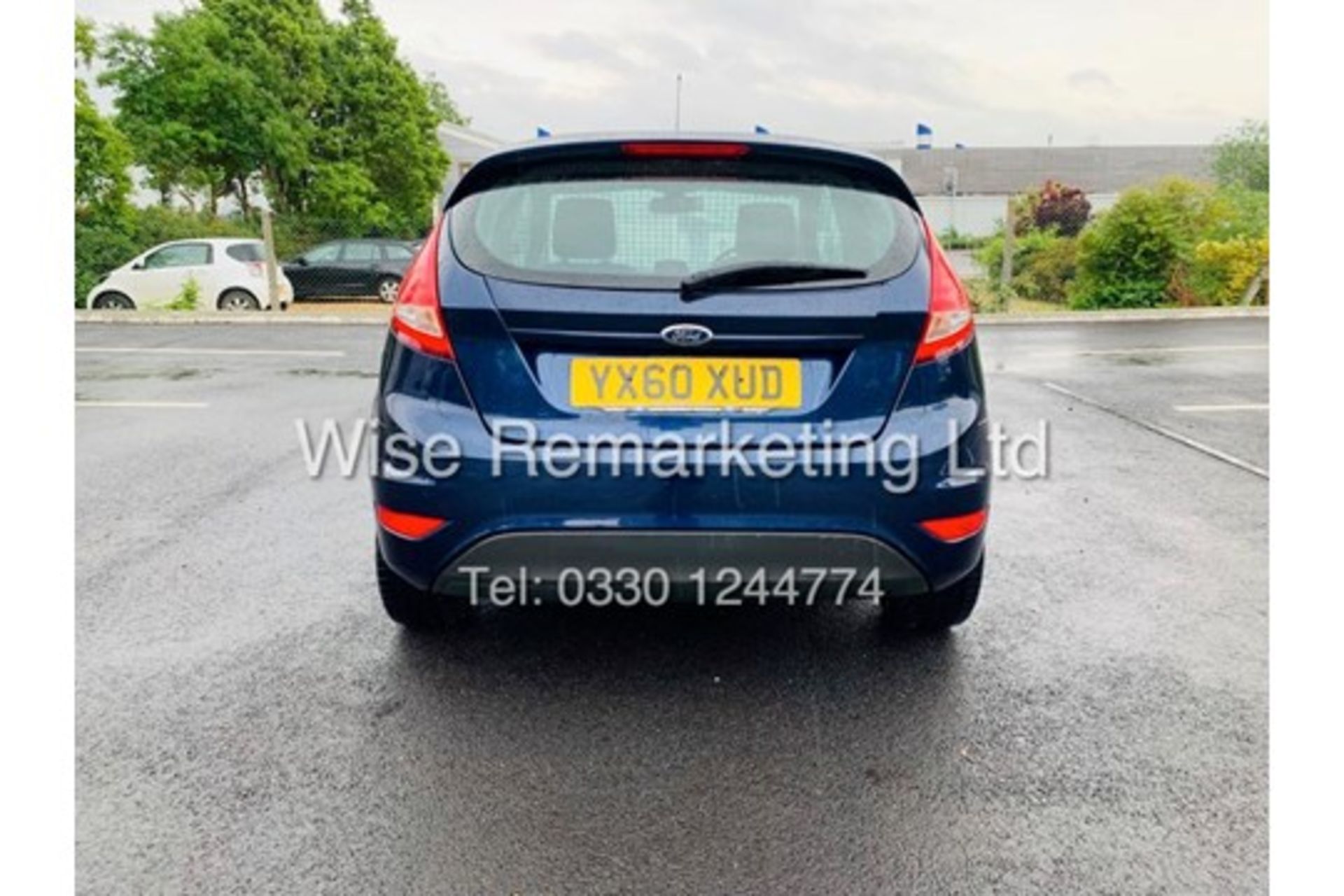 (RESERVE MET) FORD FIESTA (TREND) VAN / 60 REG / ELEC WINDOWS AND MIRRORS - LOW MILES 67,000 - Image 3 of 19