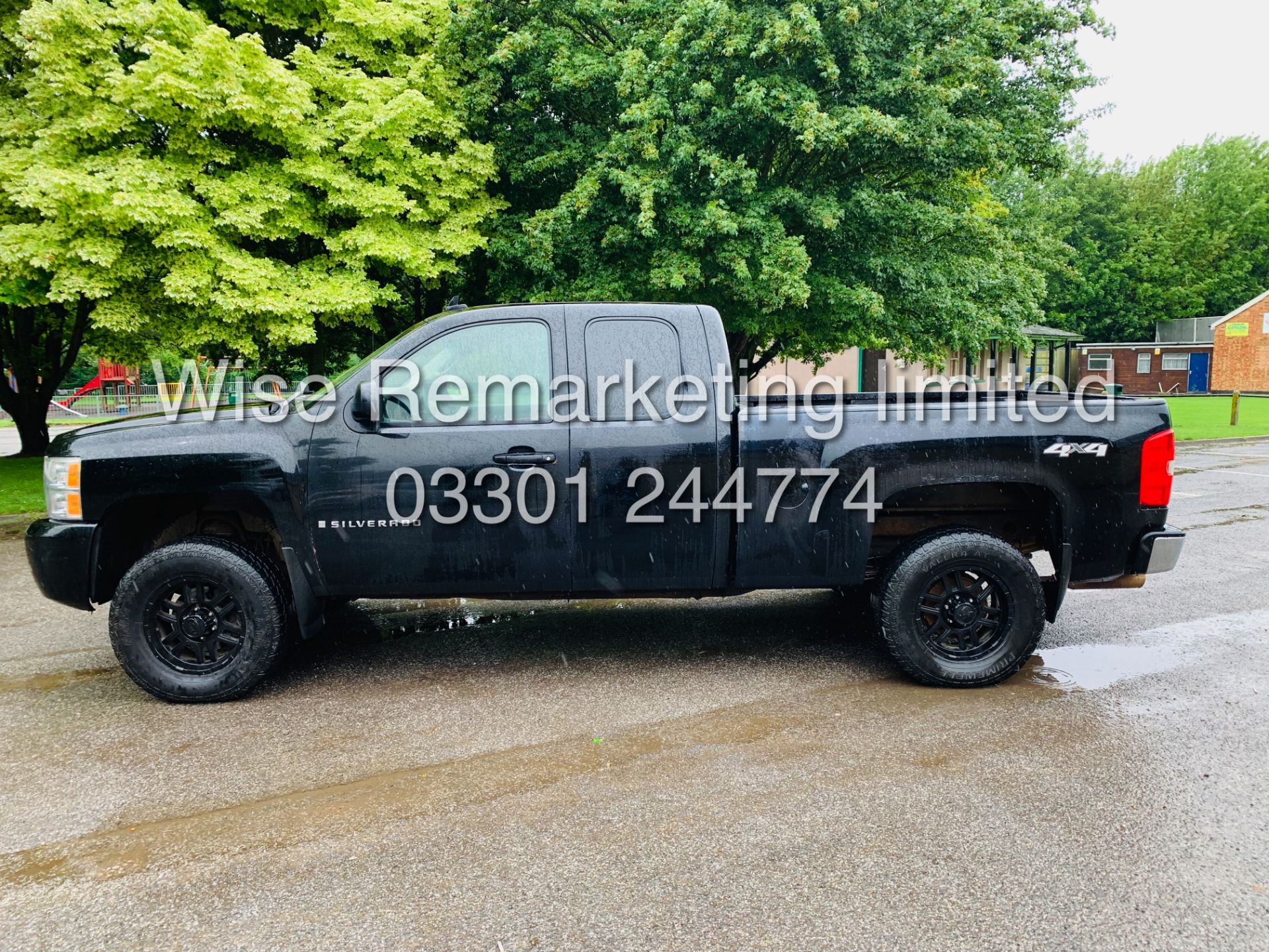 CHEVROLET SILVERADO 4.8L V8 LT1 KING-CAB 4X4**FRESH IMPORT**IN METALLIC BLACK***RARE** - Image 14 of 27