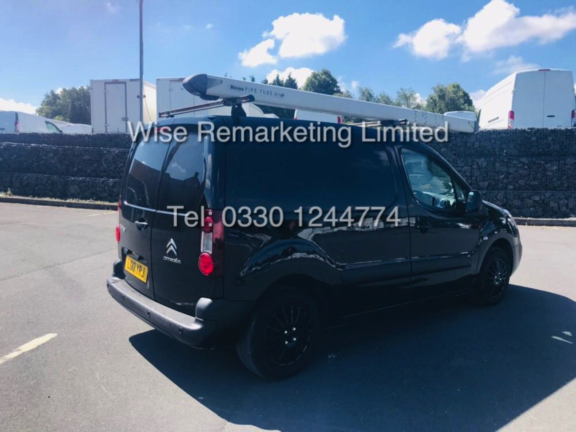 CITROEN BERLINGO 1.6 BlueHDi ENTERPRISE 2017 **LOW MILES** **AIRCON** SAT NAV / FULL HISTORY - Image 5 of 16